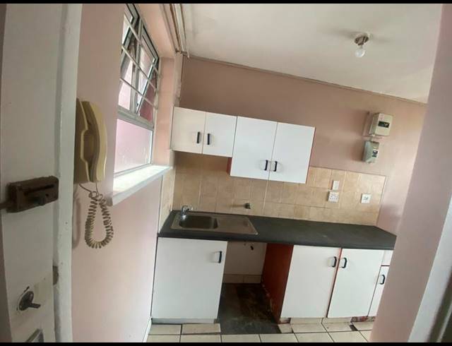 1 BEDROOM PROPERTY TO RENT IN SOUTH BEACH